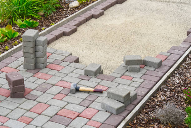 Best Professional Driveway Pavers  in Bakersfield, CA